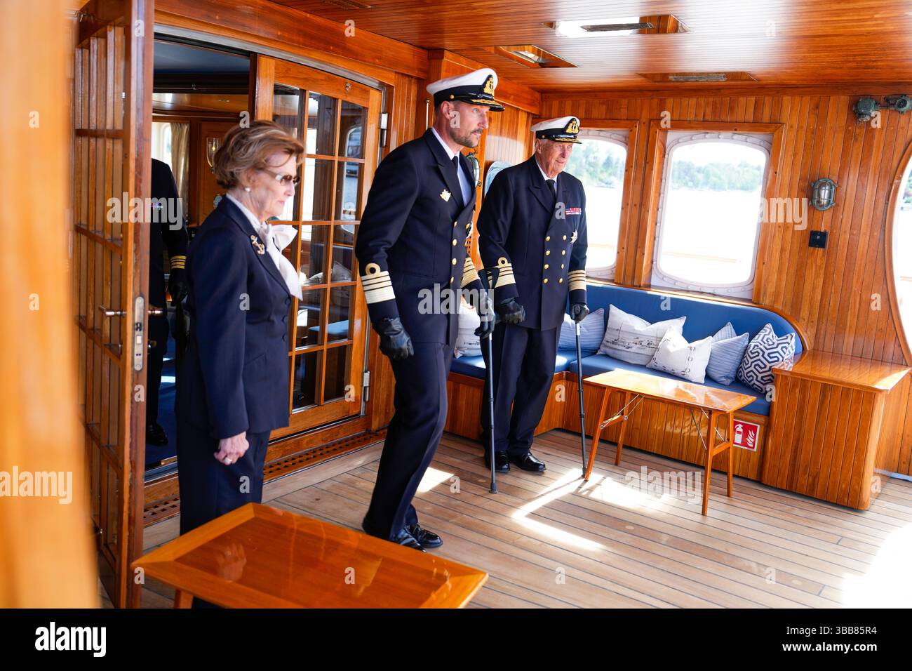 Oslo 20250514. Re Harald imbarca la nave reale Norway a Oslo mercoledì pomeriggio. Parteciparono anche la regina Sonja e il principe ereditario Haakon. Foto: Beate Oma Dahle / NTB Foto Stock