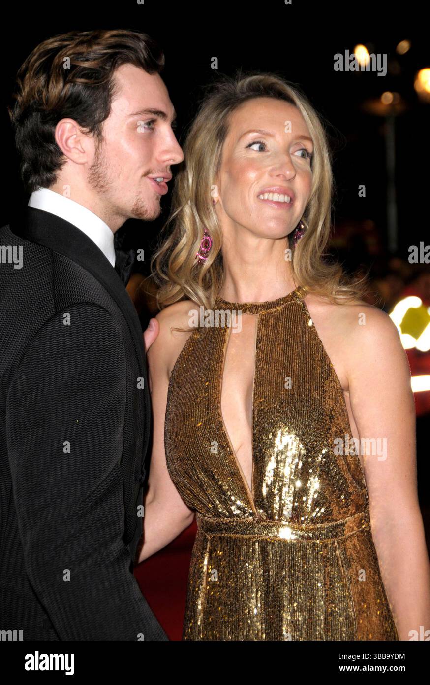 Sam Taylor Wood e Aaron Johnson al London Film Festival premiere di "Nowhere Boy" a Londra - 29 ottobre 2009 Foto Stock