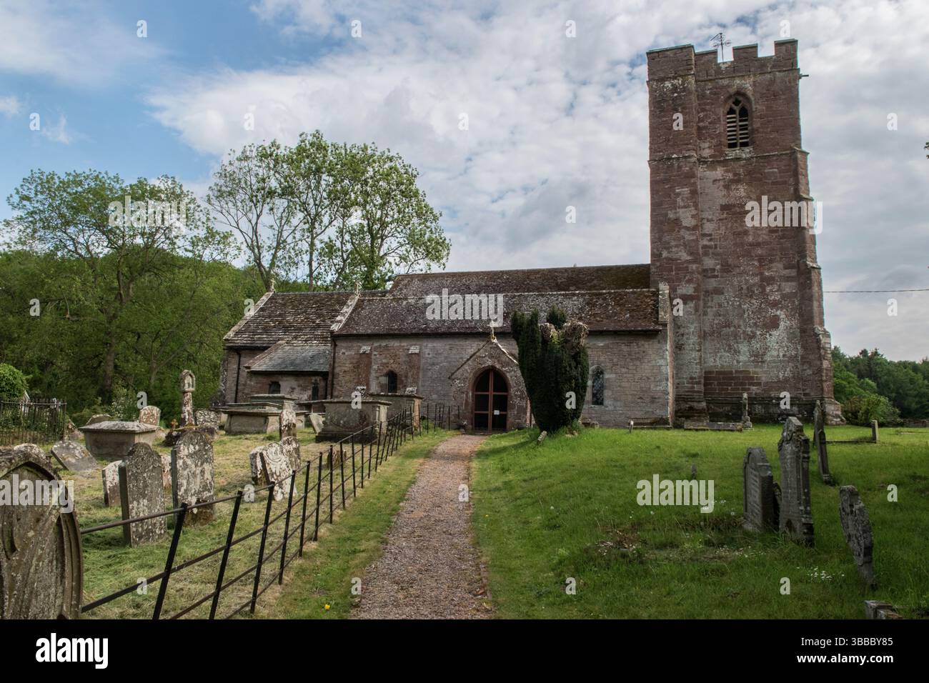 St Dubricius Church, Hentland, Herefordshire, Inghilterra 2025 UK 2020s HOMER SYKES Foto Stock