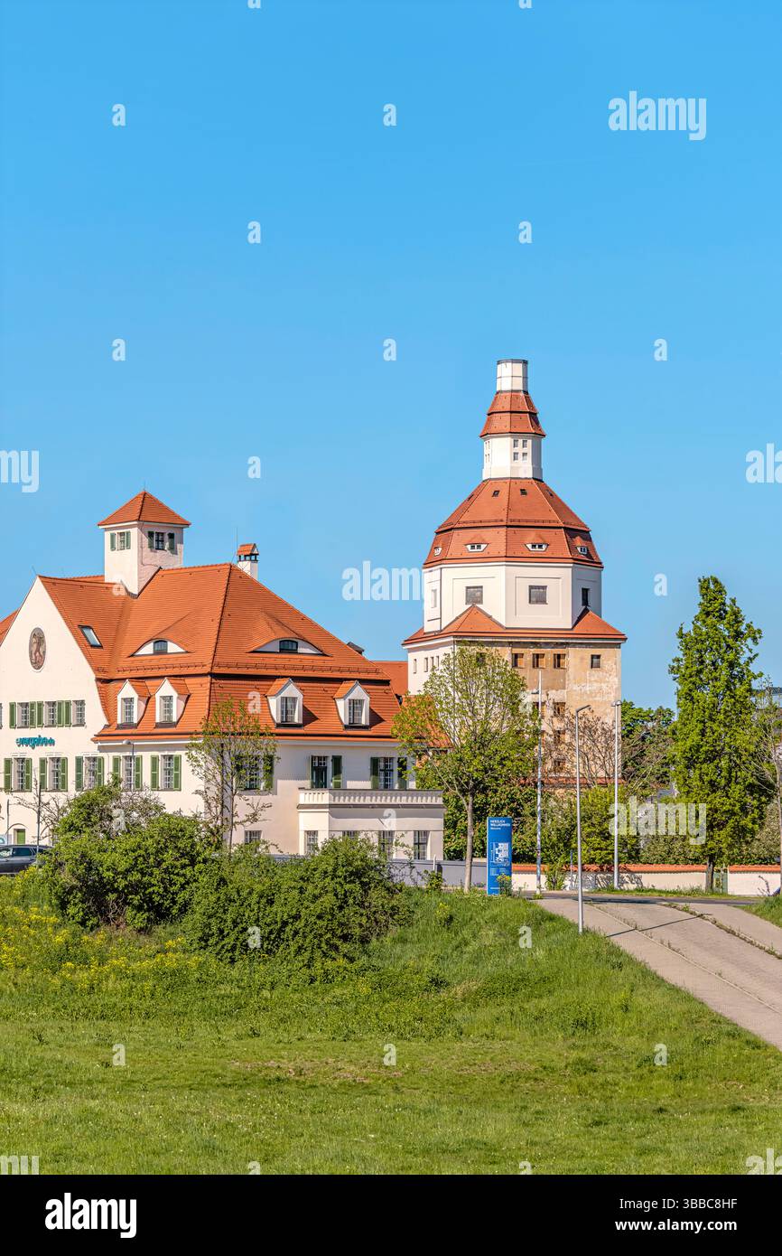 Ingresso al centro espositivo Dresden Messe in un ex macello, Sassonia, Germania Foto Stock