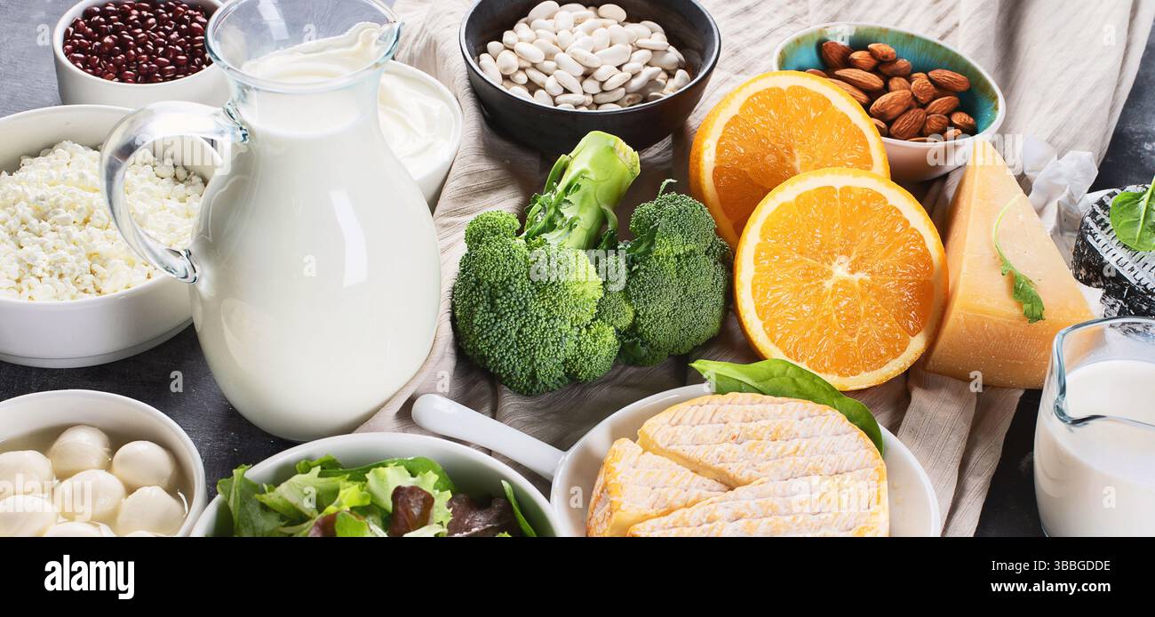 Alimenti ricchi di calcio. Dieta sana Foto Stock