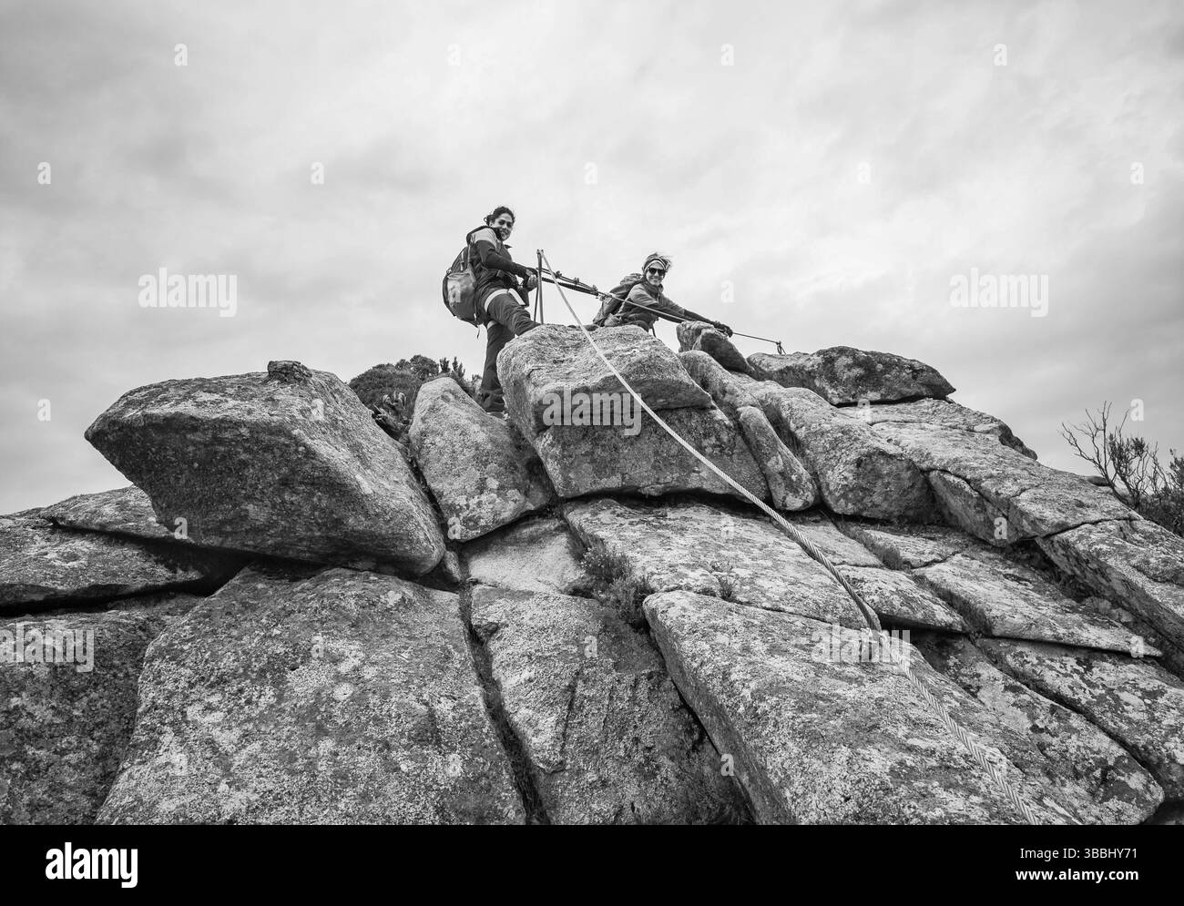 Isola d'Elba, Italia - l'isola turistica della regione Toscana, con un paesaggio mozzafiato, mare, spiaggia e sentiero di trekking chiamato GTE, con percorsi alpinistici. Foto Stock