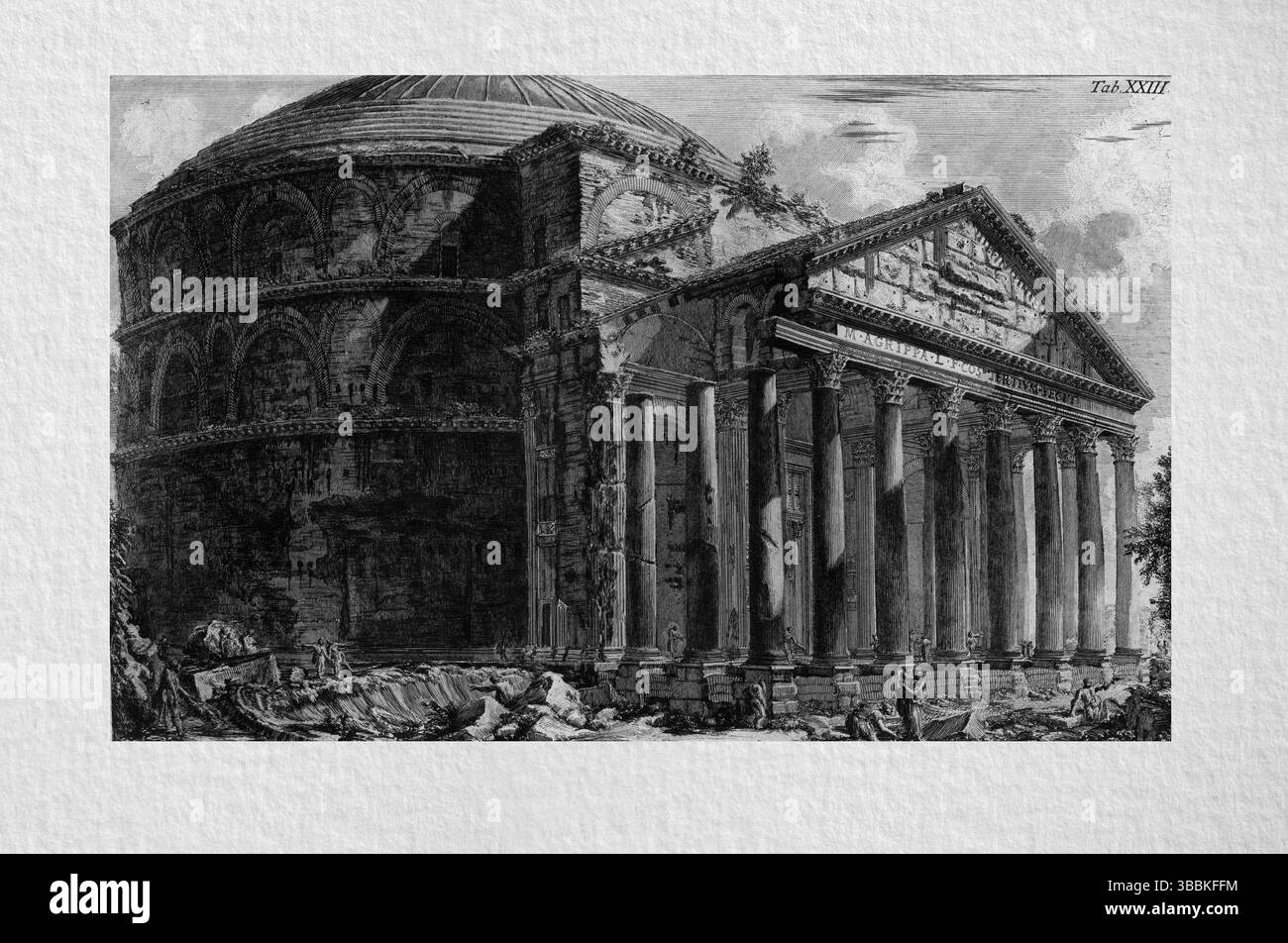 L'incisione Piranesi del 1762 mostra il Pantheon e il suo pronao come originariamente costruito, senza successivi restauri. L'iconica architettura dei templi romani a Roma Foto Stock