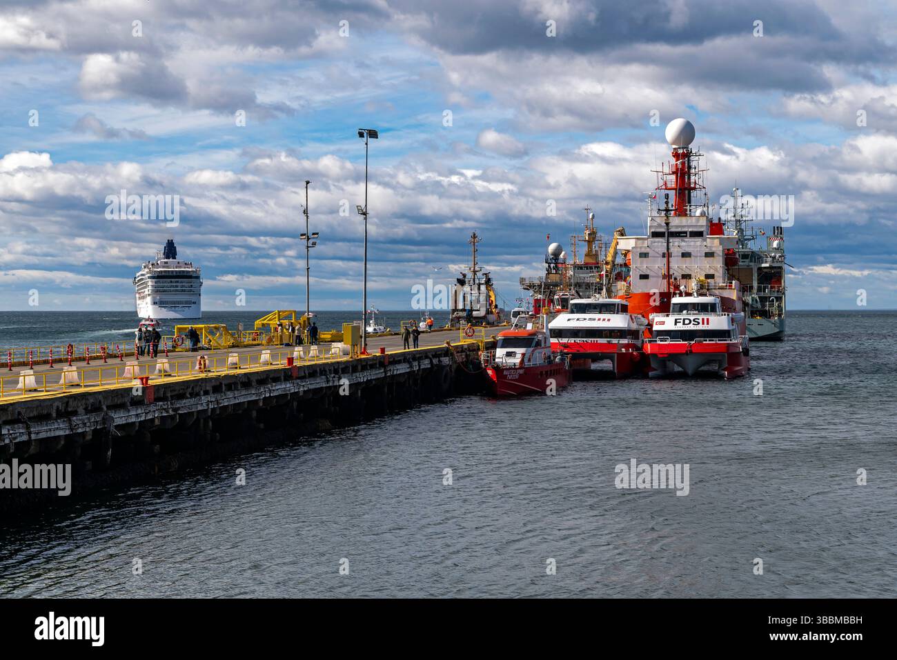 Arrivo e sbarco a Punta Arenas, Cile Foto Stock