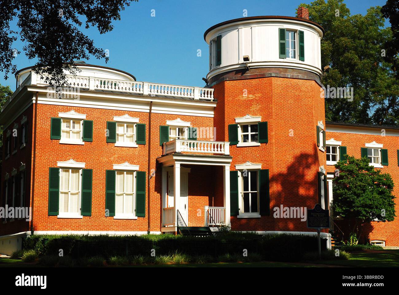 Il Barnard Observatory si trova sugli edifici più antichi del campus dell'Università del Mississippi Foto Stock