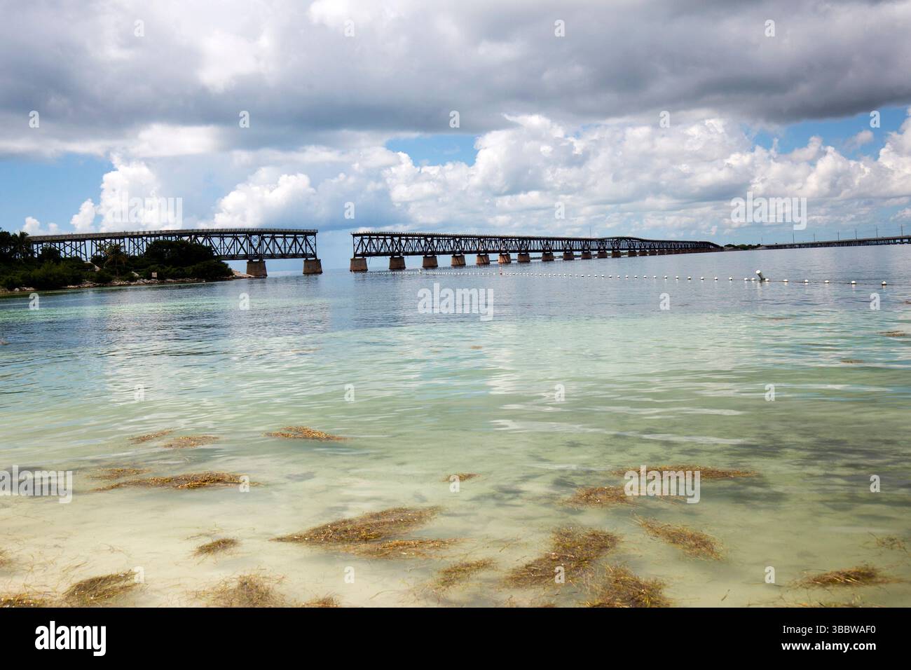 Bahia Honda Rail Bridge collega Bahia Honda Key e Spanish Harbor Key negli Stati Uniti Foto Stock
