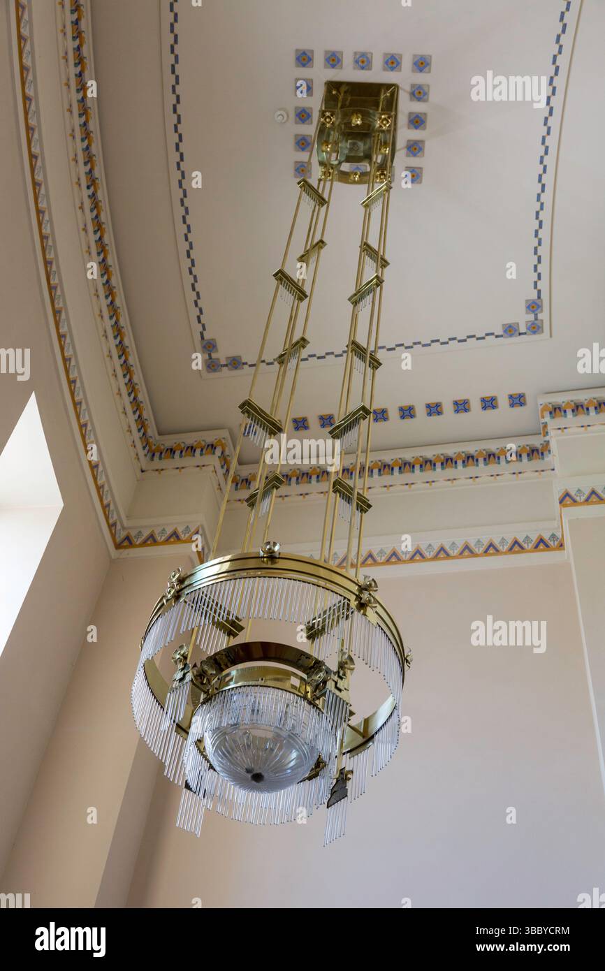 Particolare dell'apparecchio di illuminazione, Karl-Borromäus-Kirche (Dr.-Karl-Lueger-Gedächtniskirche ), Cimitero centrale, Vienna, Austria Foto Stock