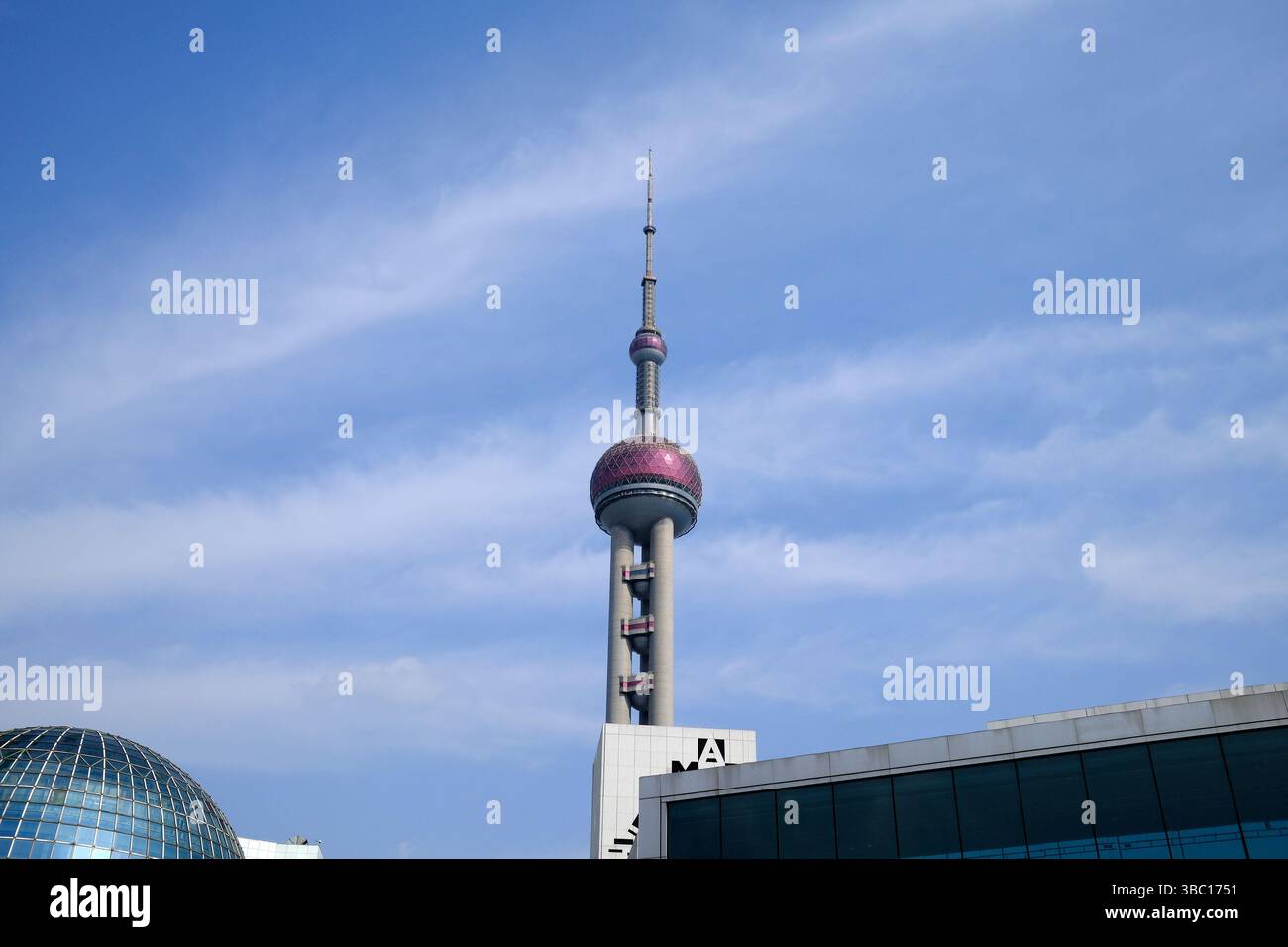 Oriental Tower sul Pudong a Shanghai, Cina Foto Stock