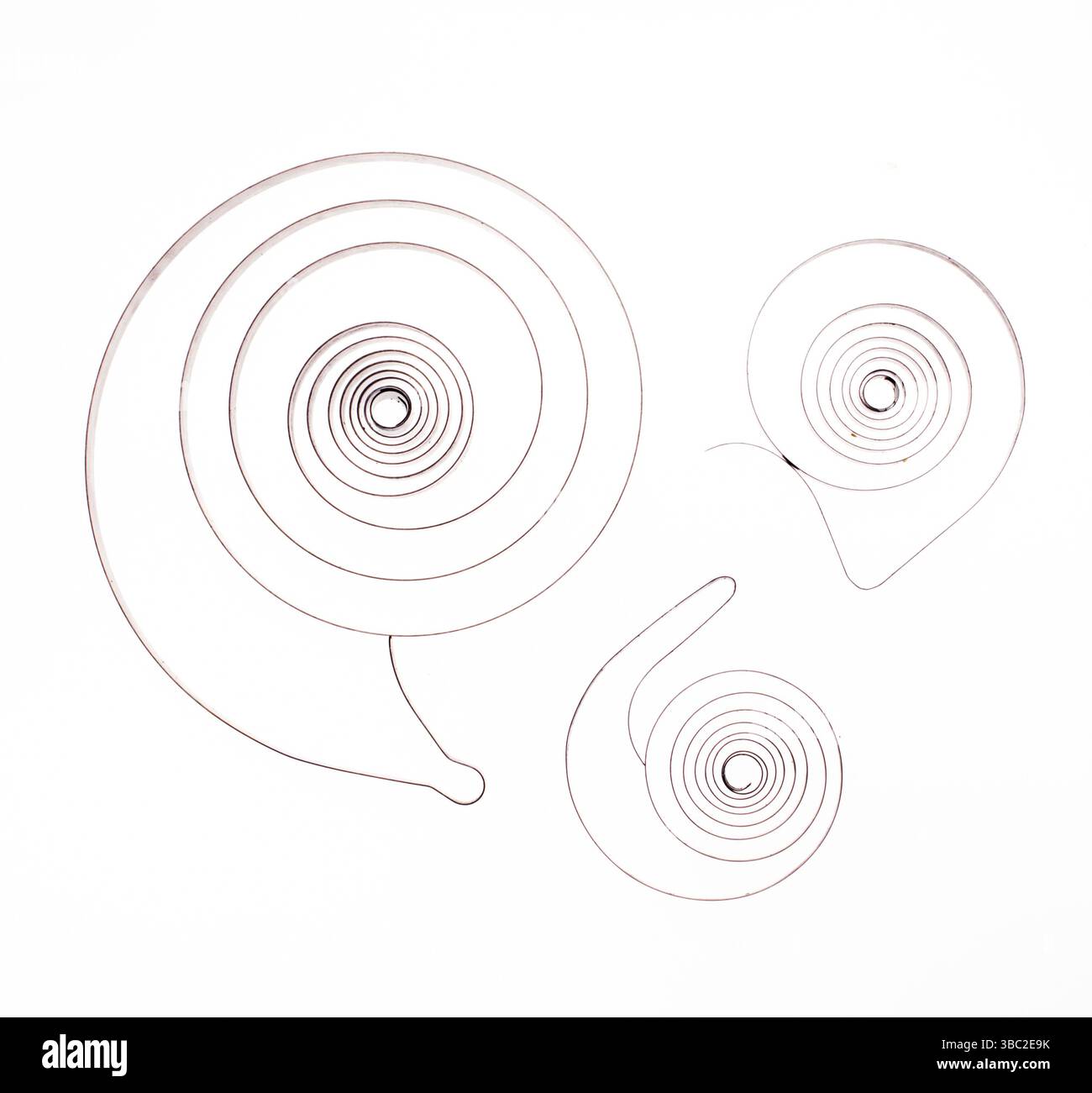 Dettagli steampunk isolati su bianco. Dettagli degli orologi meccanici, come sfondo fantasioso Foto Stock