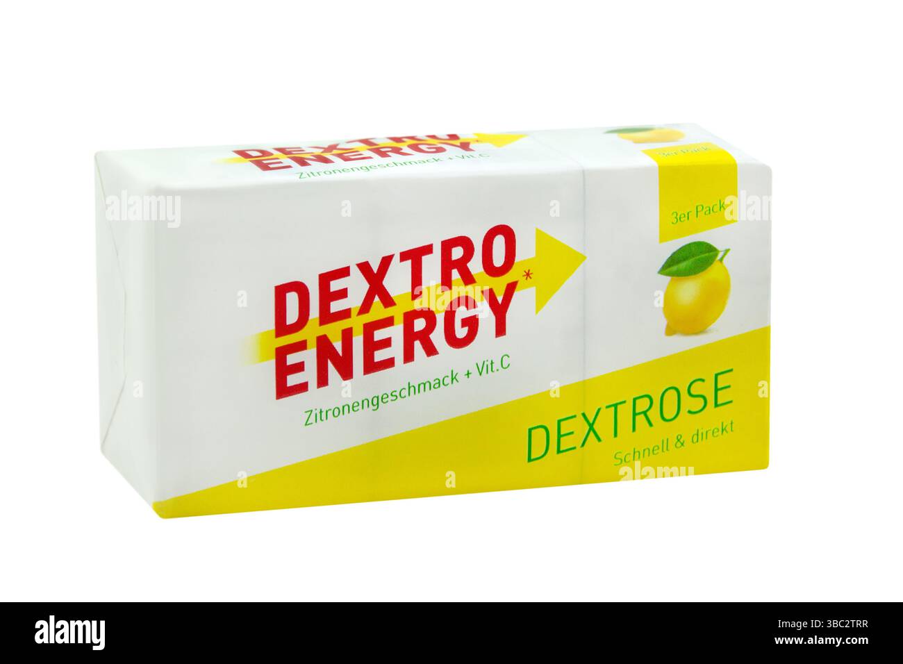 Amburgo, Germania - 16 maggio 2025: Traubenzucker Dextro Energy Zitrone vitamina C isolata su sfondo bianco Foto Stock