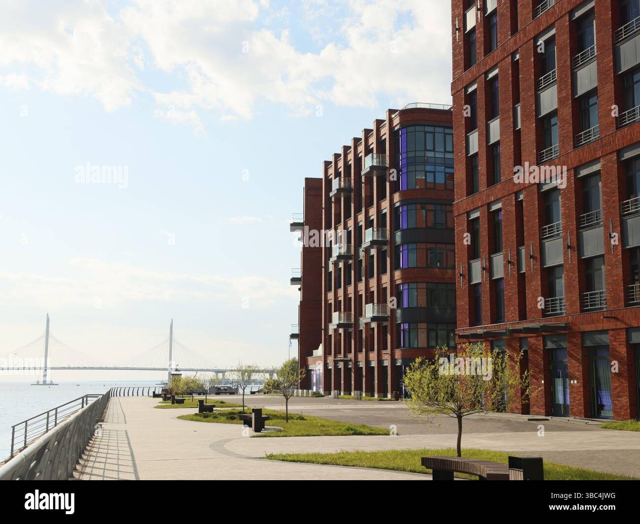 Esplorate gli splendidi e moderni appartamenti Waterfront che offrono viste panoramiche impareggiabili Foto Stock