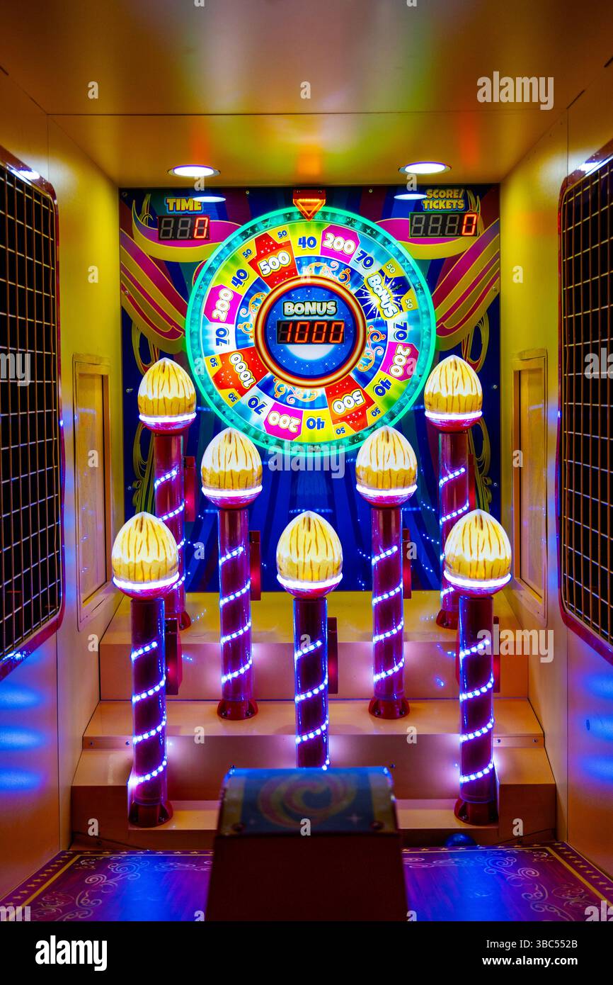 Gioco arcade al cocco Shy allo Swingers Oxford Circus, Londra, Inghilterra Foto Stock