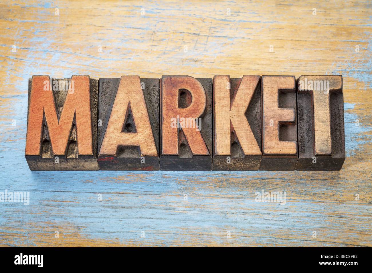 Mercato - parola astratta in blocchi di stampa in legno di tipo vintage letterpress Foto Stock