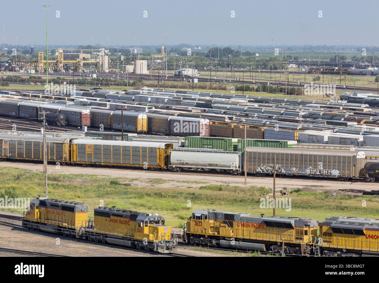 NORTH PLATTE, NEBRASKA, 14 LUGLIO 2014: Stazione ferroviaria di Union Pacific Bailey dalla Golden Spike Tower. E' dove est incontra ovest sulla Union Pacific lin Foto Stock
