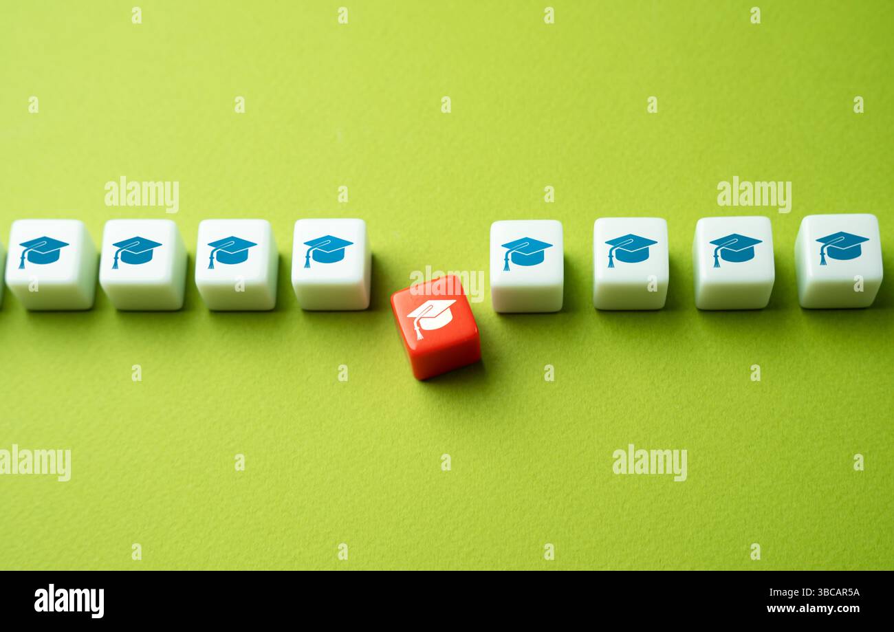 Tagli al budget per l'istruzione. Alcune professioni diventano irrilevanti a causa dell'intelligenza artificiale e dell'automazione. Perdita di competenze. I finanziamenti per l'istruzione si riducono e la tecnologia si disorienta Foto Stock