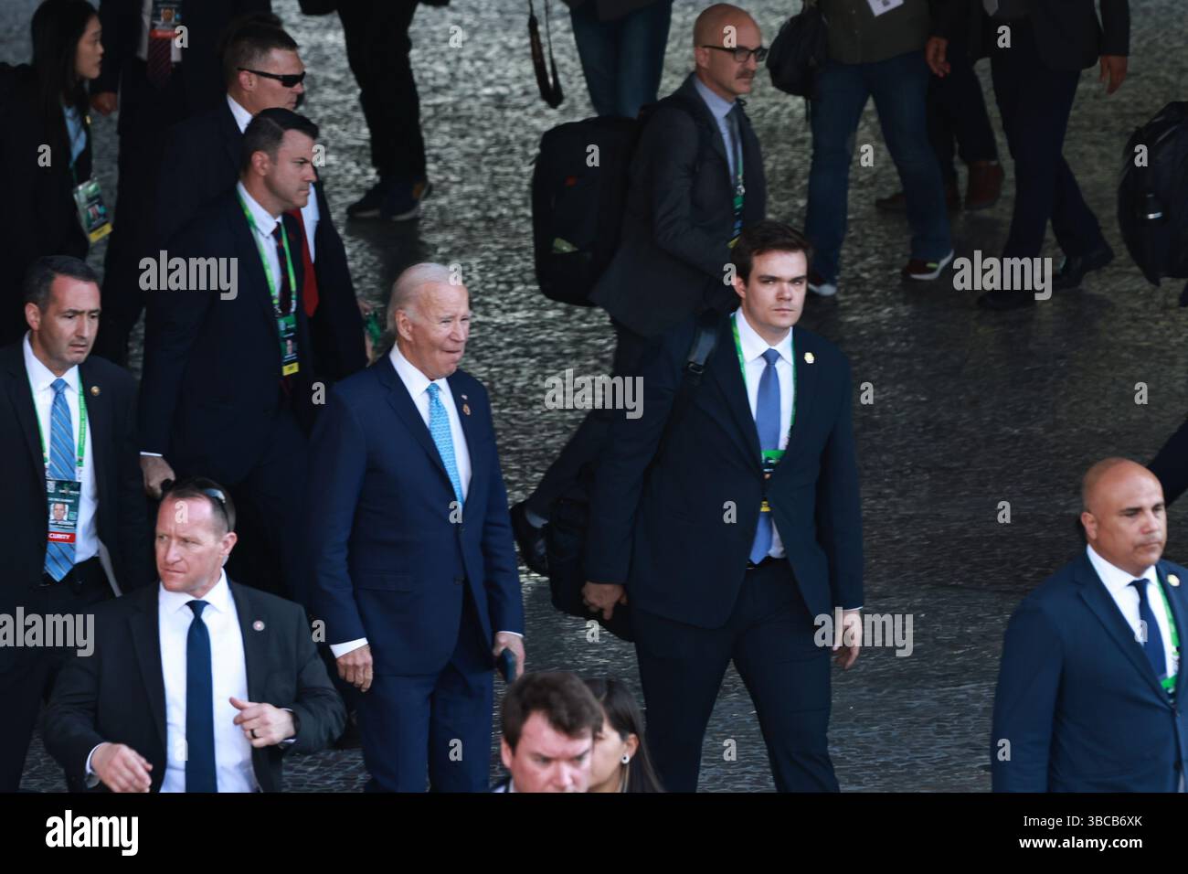19 maggio 2025, Rio De Janeiro, Rio De Janeiro, Brasile: Rio de janeiro (rj), foto di joe biden/Cancer/president/Disease Ã¢â‚¬ del 18/11/2024, durante la riunione del g20 a rio de janeiro Ã¢â‚¬ in brasile. All'ex presidente degli stati uniti joe biden è stata diagnosticata una forma aggressiva di cancro alla prostata, ha detto il suo ufficio domenica (18). Secondo la dichiarazione, si tratta di un tumore con un punteggio di gleason di 9 (gruppo 5), già con metastasi ossea. Nonostante la sua gravità, la malattia è sensibile agli ormoni, che, secondo i medici, consente un trattamento considerato efficace. (Foto: Leco Viana/Thenews2 Foto Stock