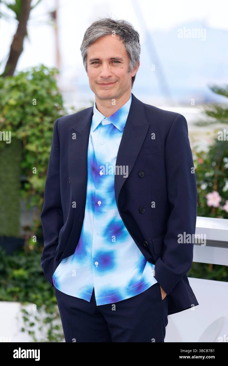 Gael Garcia Bernal beim Photocall zum Kinofilm 'Magalhães / Magallanes / Magellan' auf dem Festival de Cannes 2025 / 78. Internationale Filmfestspiele von Cannes am Palais des Festivals. Cannes, 19.05.2025 Foto Stock
