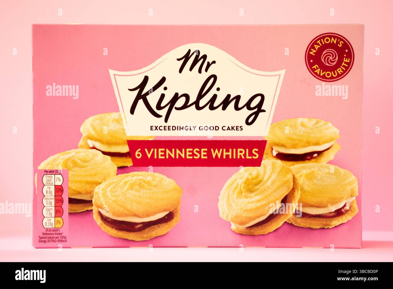 Londra Regno Unito, 19 maggio 2025, Una scatola o una confezione di Mr Kipling viennese Foto Stock