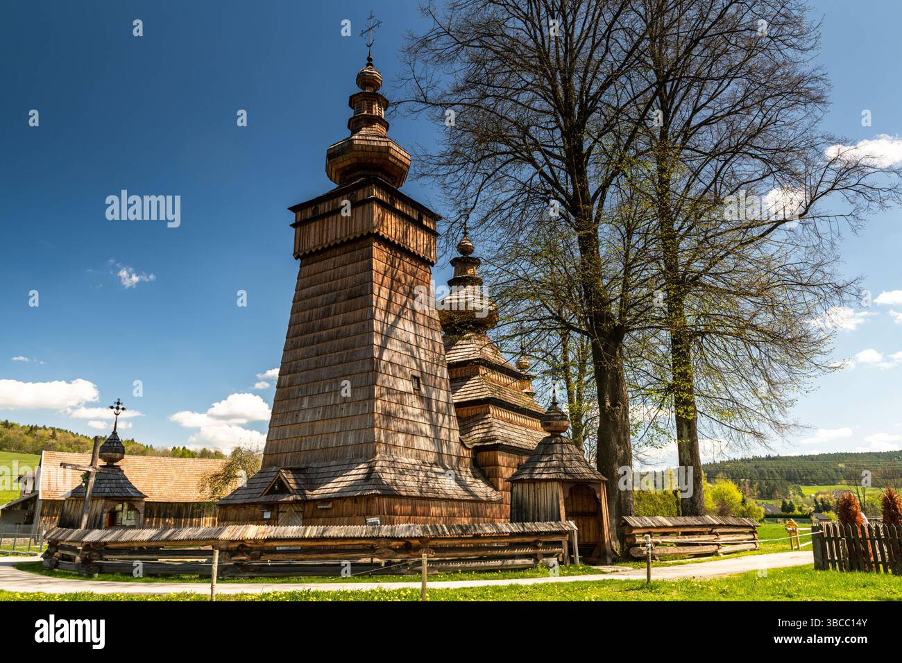 Chiesa Ortodossa di Santa Paraskeva Kwiaton, Polonia a primavera. Foto Stock