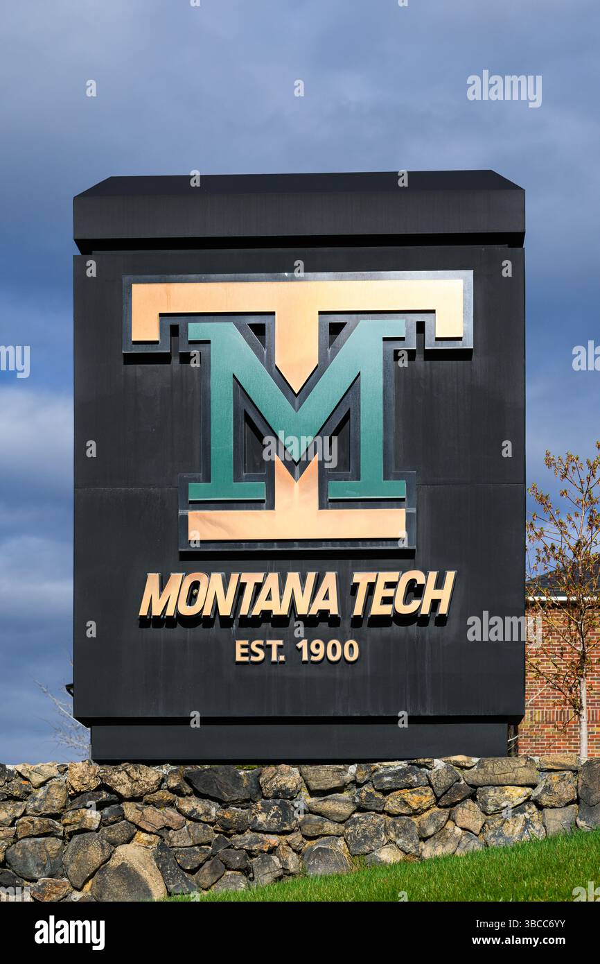 Butte, MT, USA - 5 maggio 2025; firma per Montana Tech un'università STEM di Butte, Montana Foto Stock