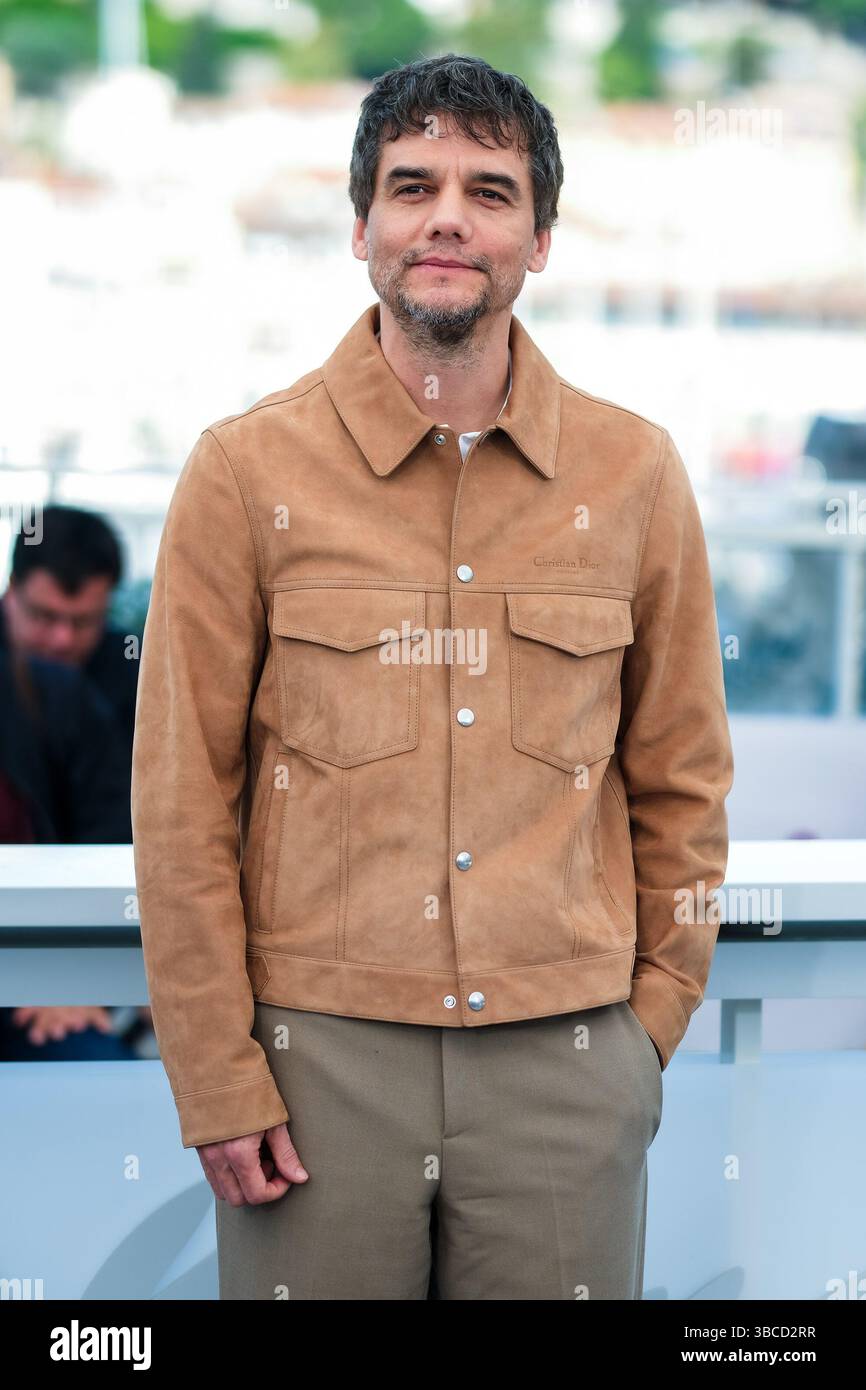 Cannes, Francia. 19 maggio 2025. Wagner Moura visto al Photocall for the Secret Agent durante il 78° Festival di Cannes al Palais des Festivals. Foto: Julie Edwards./Alamy Live News Foto Stock