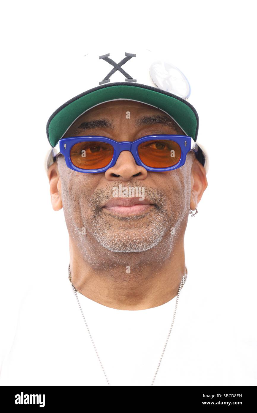 Cannes, Francia. 19 maggio 2025. Spike Lee durante la "Higher 2 Lower" photocall, 78° Festival di Cannes, Francia, il 19 maggio 2025.CAP/GOL © GOL/Capital Pictures Credit: Capital Pictures/Alamy Live News Foto Stock