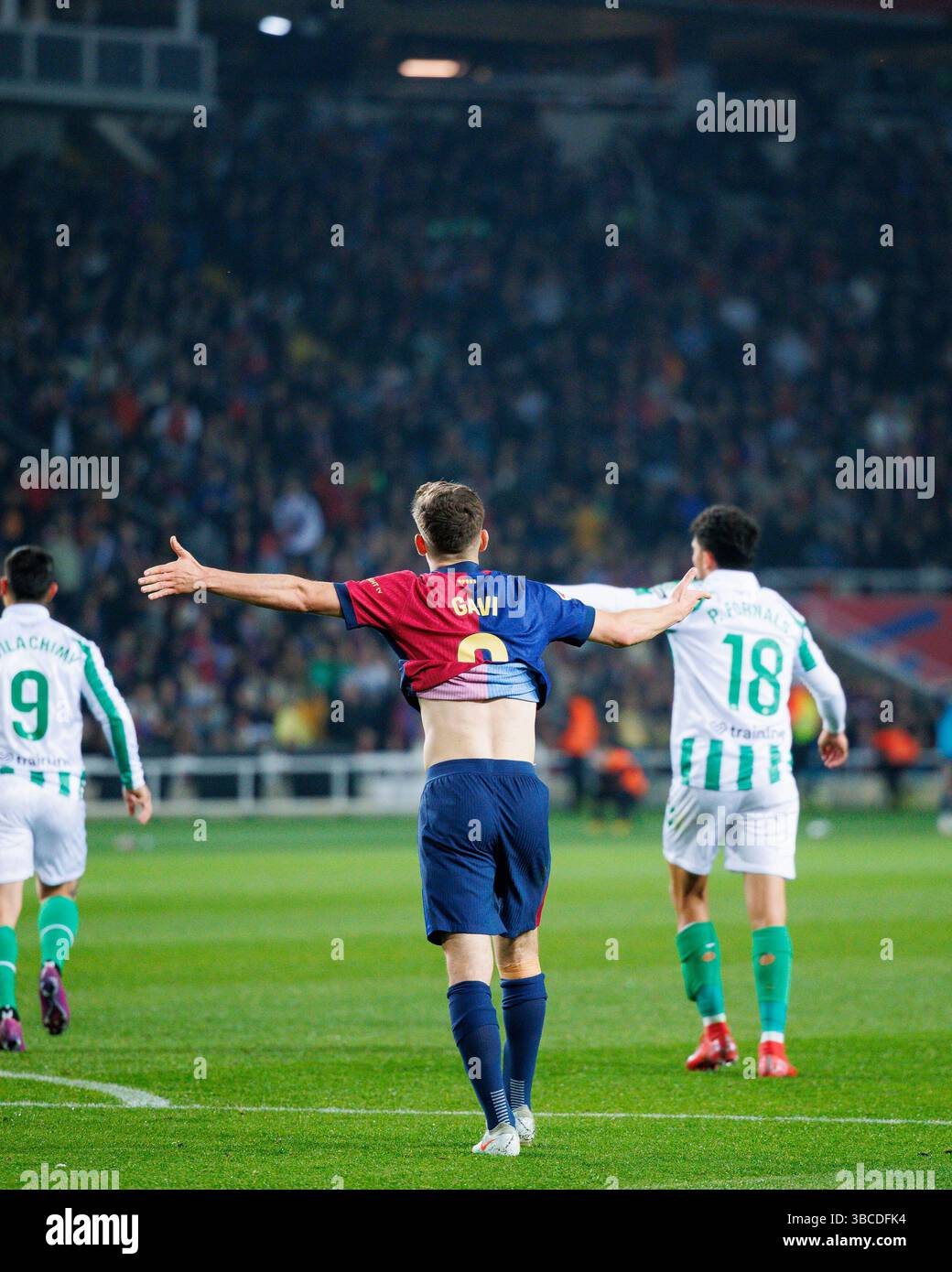 Barcellona, Spagna. 5 aprile 2025. Gavi in azione durante la partita LaLiga EA Sports tra FC Barcelona e Real Betis all'Estadi Olimpic Lluis Co Foto Stock