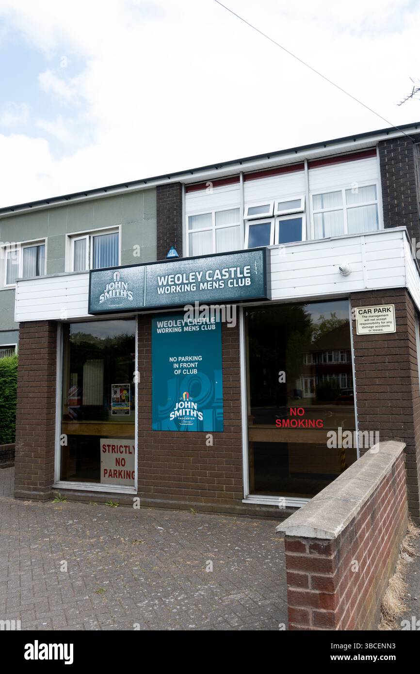 Weoley Castle Working Mens Club, Barnes Hill, Weoley Castle, Birmingham, West Midlands, Inghilterra, Regno Unito Foto Stock