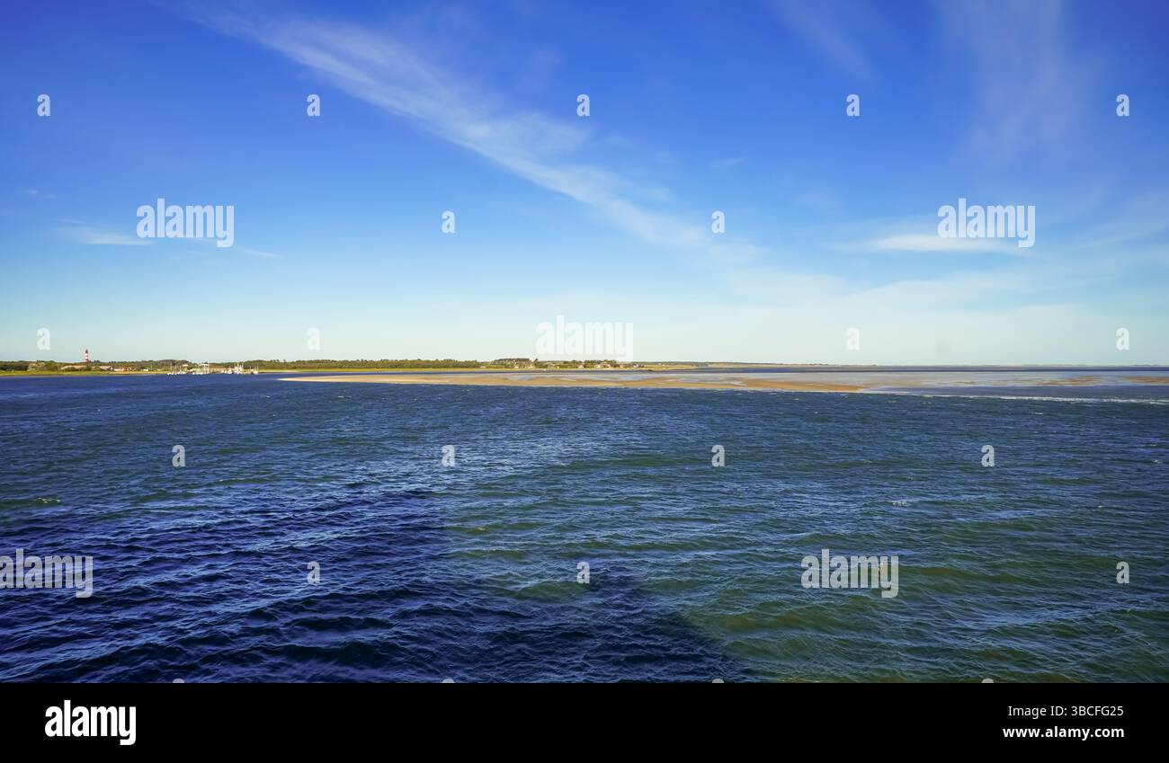 Vista della costa dell'isola di Amrum della Frisia settentrionale. Paesaggio a nord. Natura sull'isola del Mare del Nord. Foto Stock