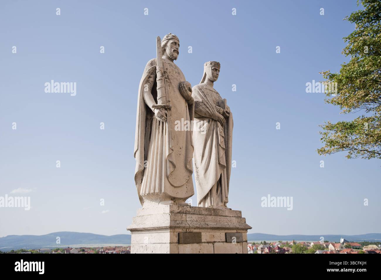 Monumento al re Stefano i e alla regina Gisela, Veszprem, Ungheria, Weissbrunn, Europa Foto Stock