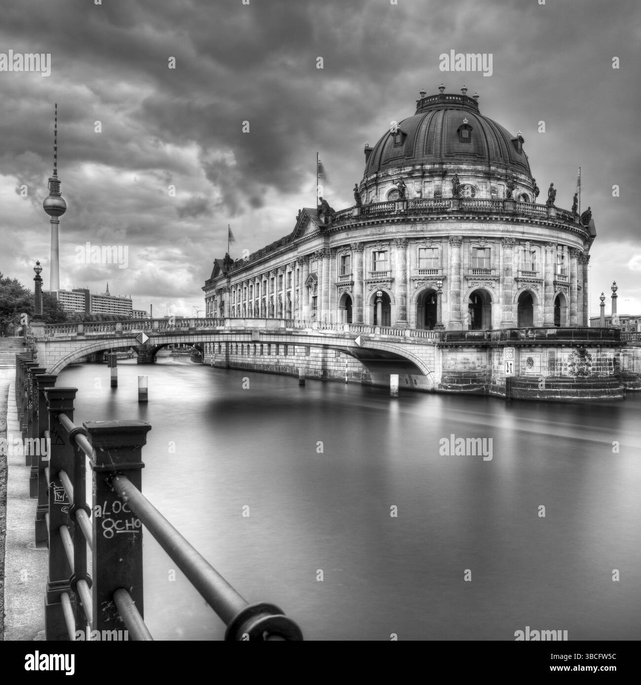 Bode Museum Berlin sull'Isola dei Musei. Il Bode Museum si trova sulla punta settentrionale dell'isola di Sprea nel centro storico di Berlino Foto Stock