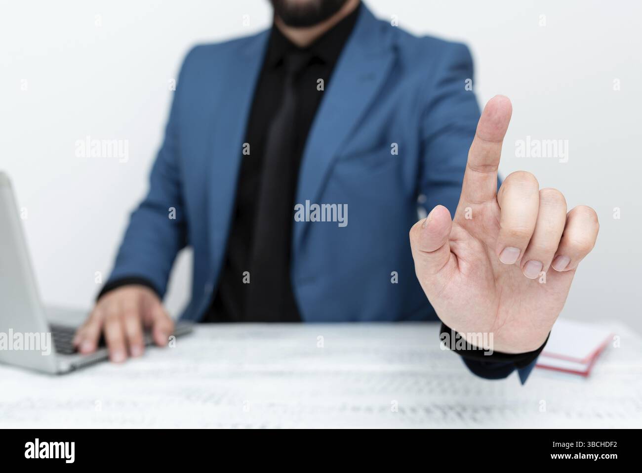 Lavoro in remoto online Presentazione dei progetti dei piani aziendali Foto Stock