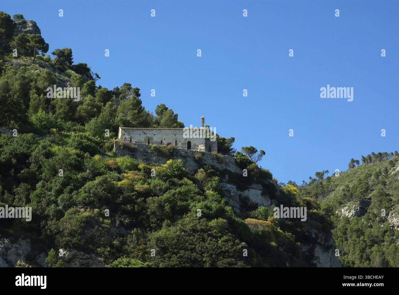 La Cappella di San Lorenzo Vecchio è una piccola ma bella chiesa risalente all'alto Medioevo Foto Stock