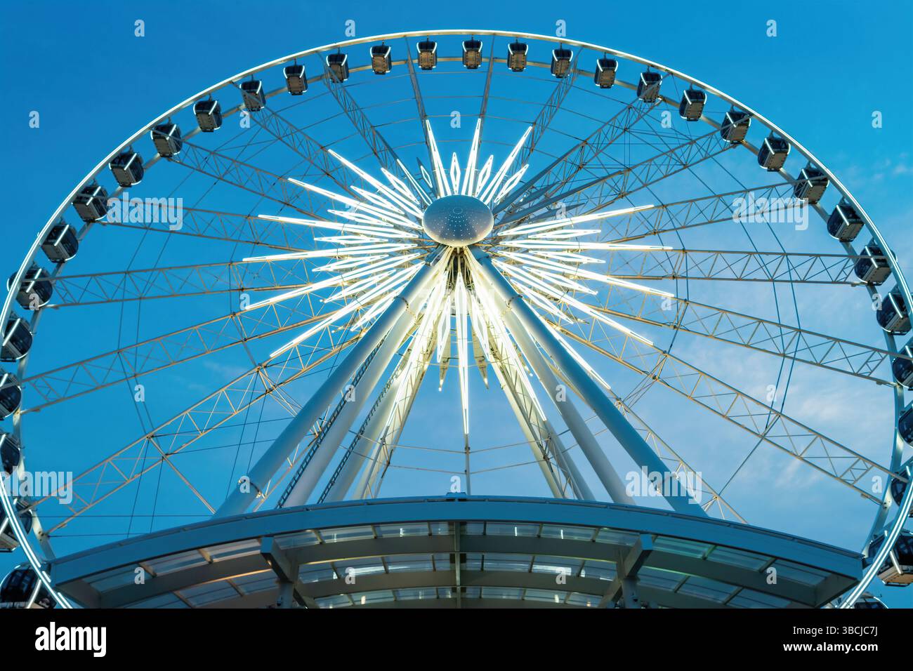 Ruota panoramica SkyWheel nel centro di Niagara Falls, Ontario, Canada. Foto Stock