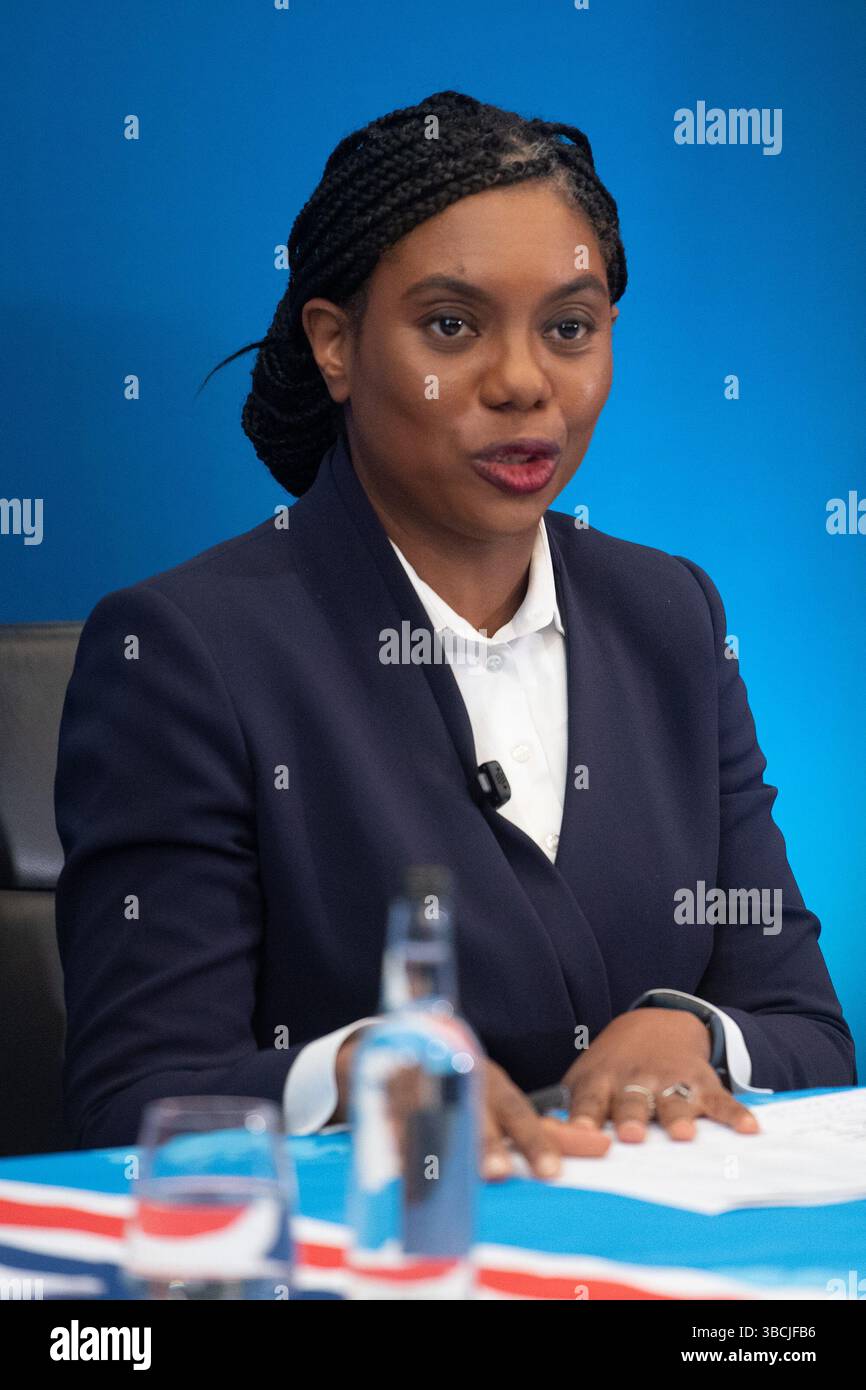 Londra, Regno Unito. 19 maggio 2025. Il leader del partito conservatore (e LOTO) Kemi Badenoch parla a una conferenza stampa sul vertice UK/EU al Conrad Hotel. Credito: Foto Stock