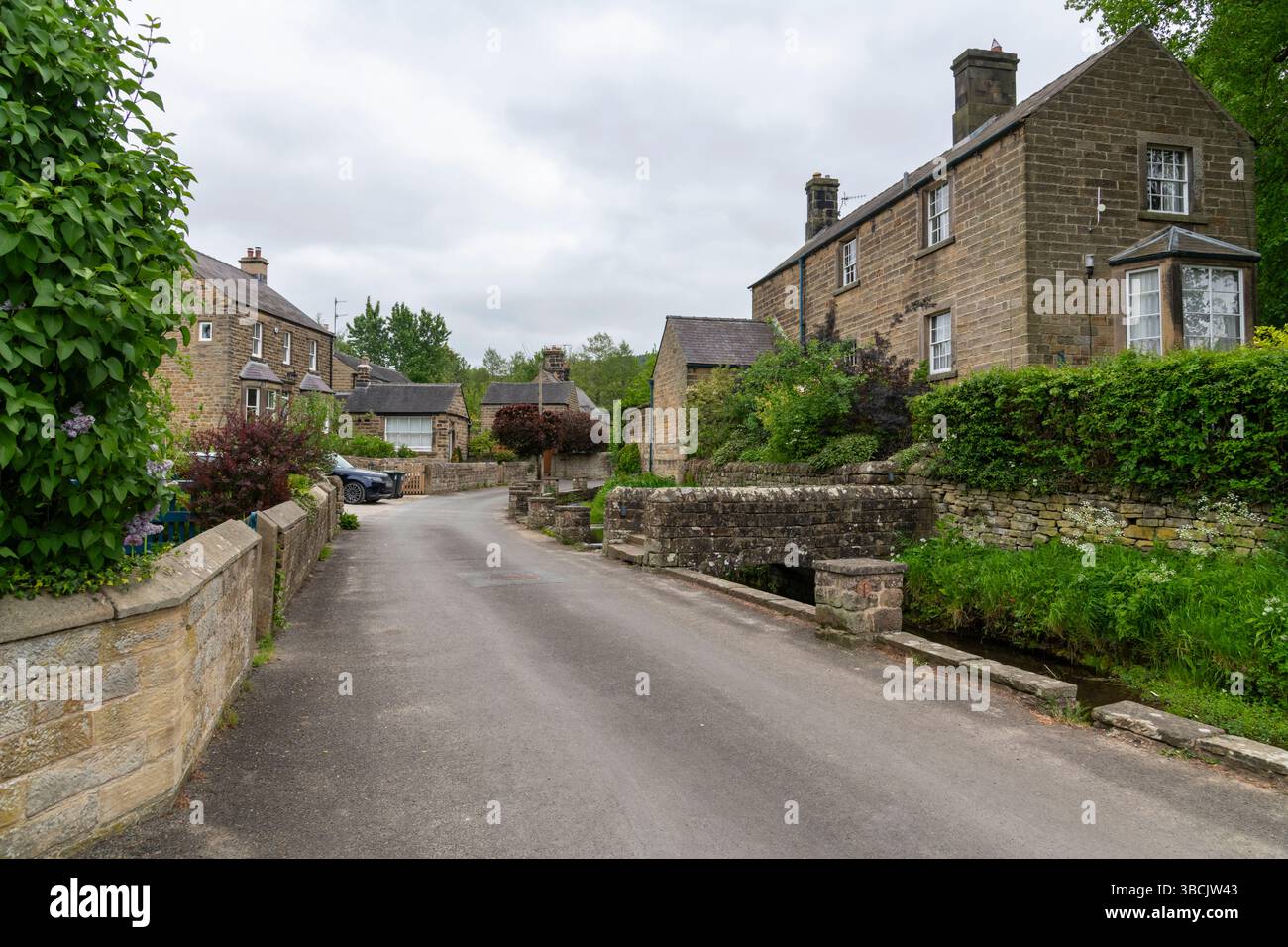 Villaggio di Beeley nel Peak District, Derbyshire, Inghilterra Foto Stock