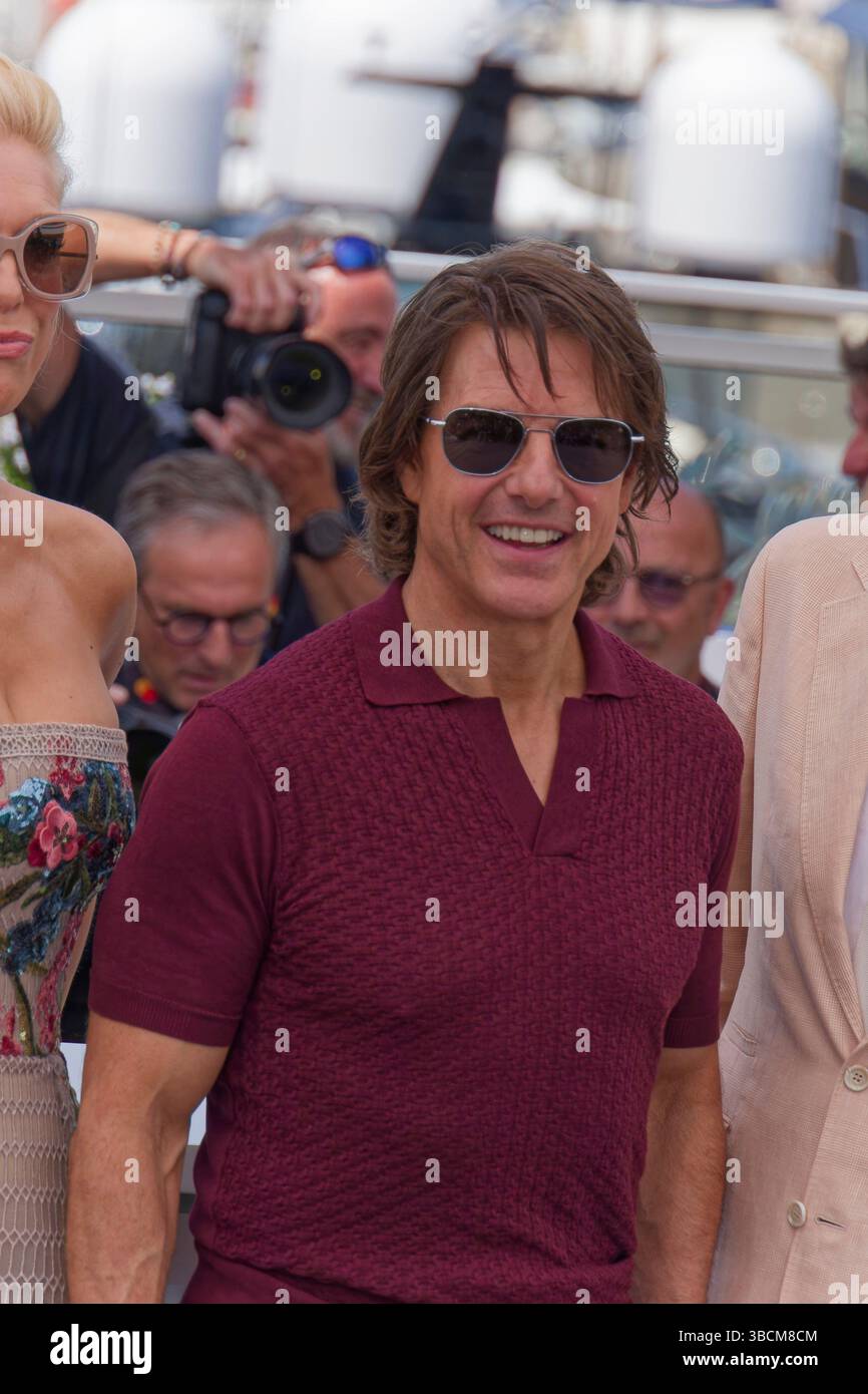 Cannes, Francia. 14 maggio 2025. Tom Cruise partecipa al Photocall Day 2 al 78° Festival di Cannes al Palais des Festivals il 14 maggio 2025. Foto Stock