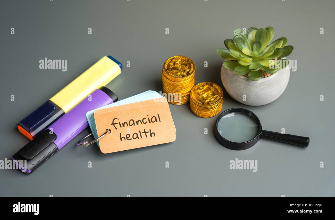 Concetto di salute finanziaria. Stato della sua situazione finanziaria personale. Include quanto bene stai gestendo i tuoi soldi, soddisfacendo i tuoi obblighi finanziari Foto Stock