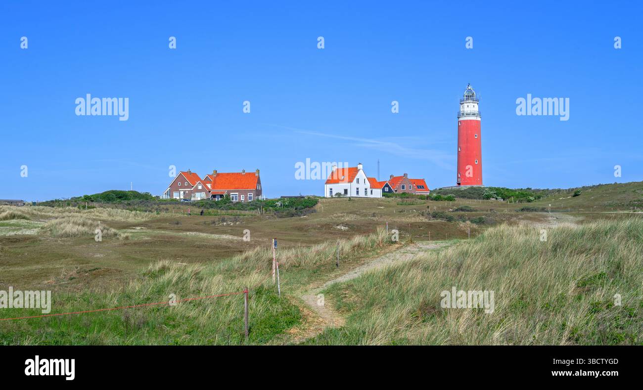 Faro di Eierland vicino a De Cocksdorp sulla punta più settentrionale dell'isola di Texel nel Mare di Wadden, Isole Frisone occidentali, Olanda settentrionale, Paesi Bassi Foto Stock