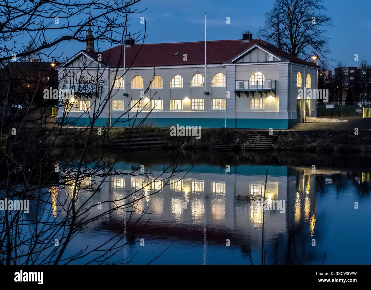 West Boathouse su Glasgow Green Foto Stock