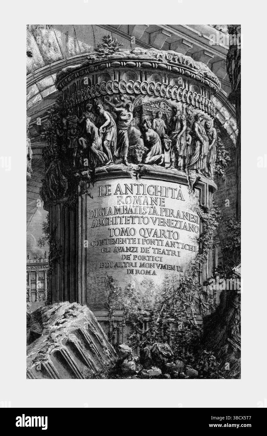 Il quarto volume delle antichità romane di Piranesi mostra dettagliate incisioni del XVIII secolo di rovine romane, architettura e antichità classica di Veneta Foto Stock
