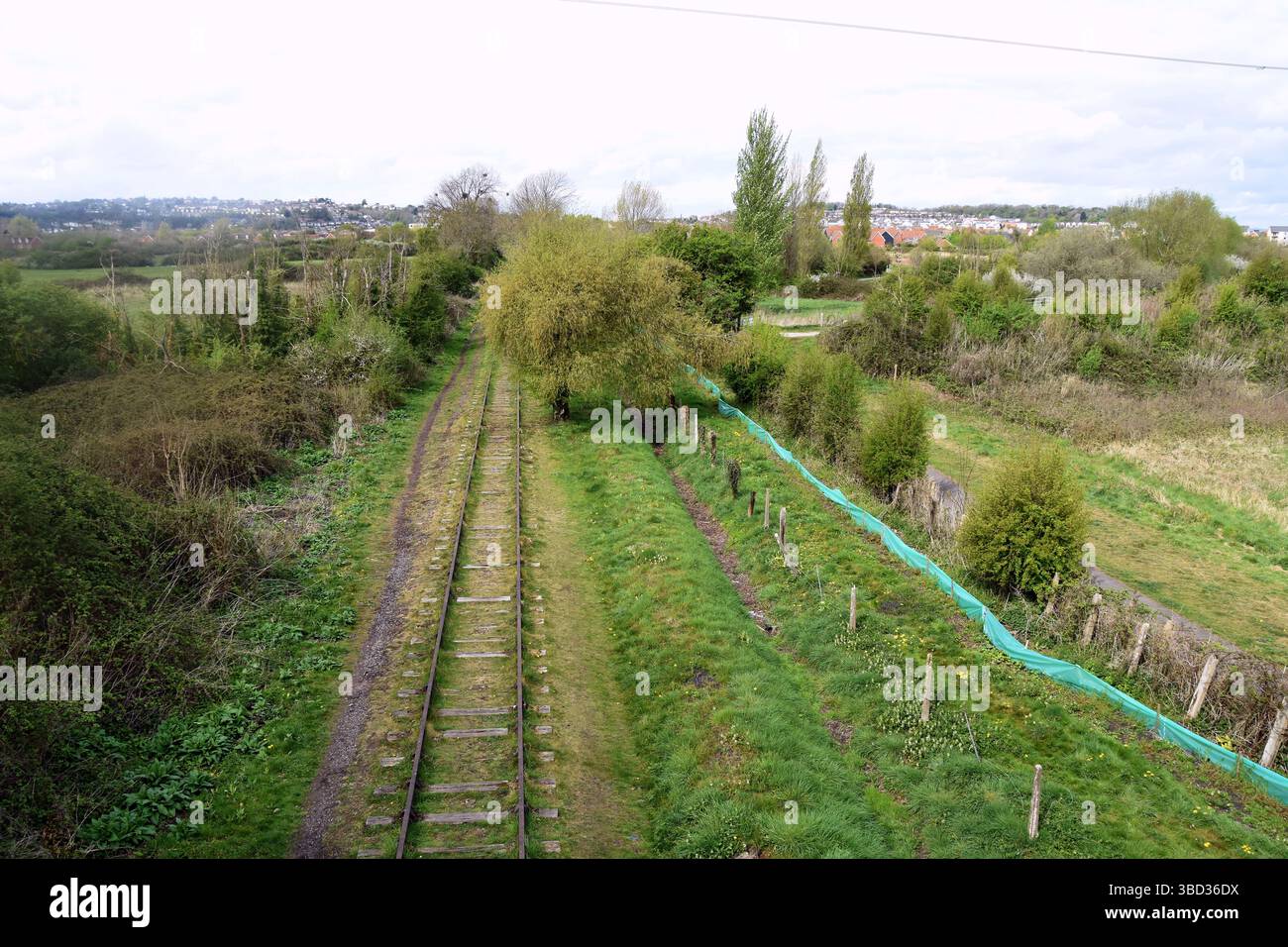 Il tracciato della linea ferroviaria da Bristol a Portishead è stato dismesso, in attesa di essere riaperto come parte del progetto MetroWest per migliorare i servizi ferroviari, nell'aprile 2025 Foto Stock