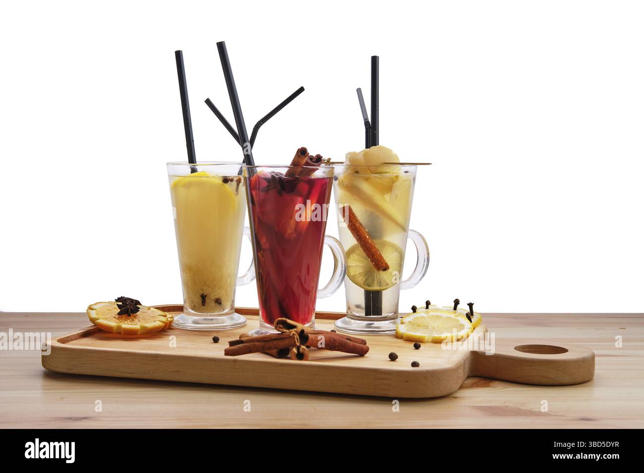 Bevande a base di frutta calda, lampone con arancia, lime con zenzero e pera con tè al lime Foto Stock