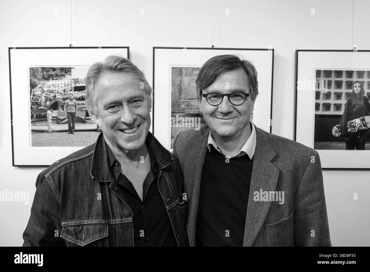 Alan Luft, US-amerikanischer Fotograf, Joachim Rissmann, Projektraum Van Alom, Südwestkorso 65, Berlin-Friedenau *** Alan Luft, fotografo americano, Joachim Rissmann, Van Alom project space, Südwestkorso 65, Berlin Friedenau Foto Stock