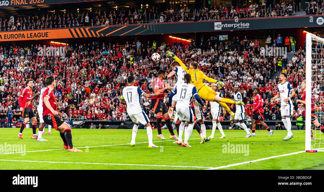 Bilbau, Bilbau, Spagna. 21 maggio 2025. Il portiere Guglielmo Vicario della squadra Tottenham fa un grande saluto nella finale di Europa League tra Tottenham e Manchester United, allo Stadio San Mames, 21 maggio 2025 crediti: Nuno Reisinho/ZUMA Press Wire/ZUMA Wire/Alamy Live News Foto Stock