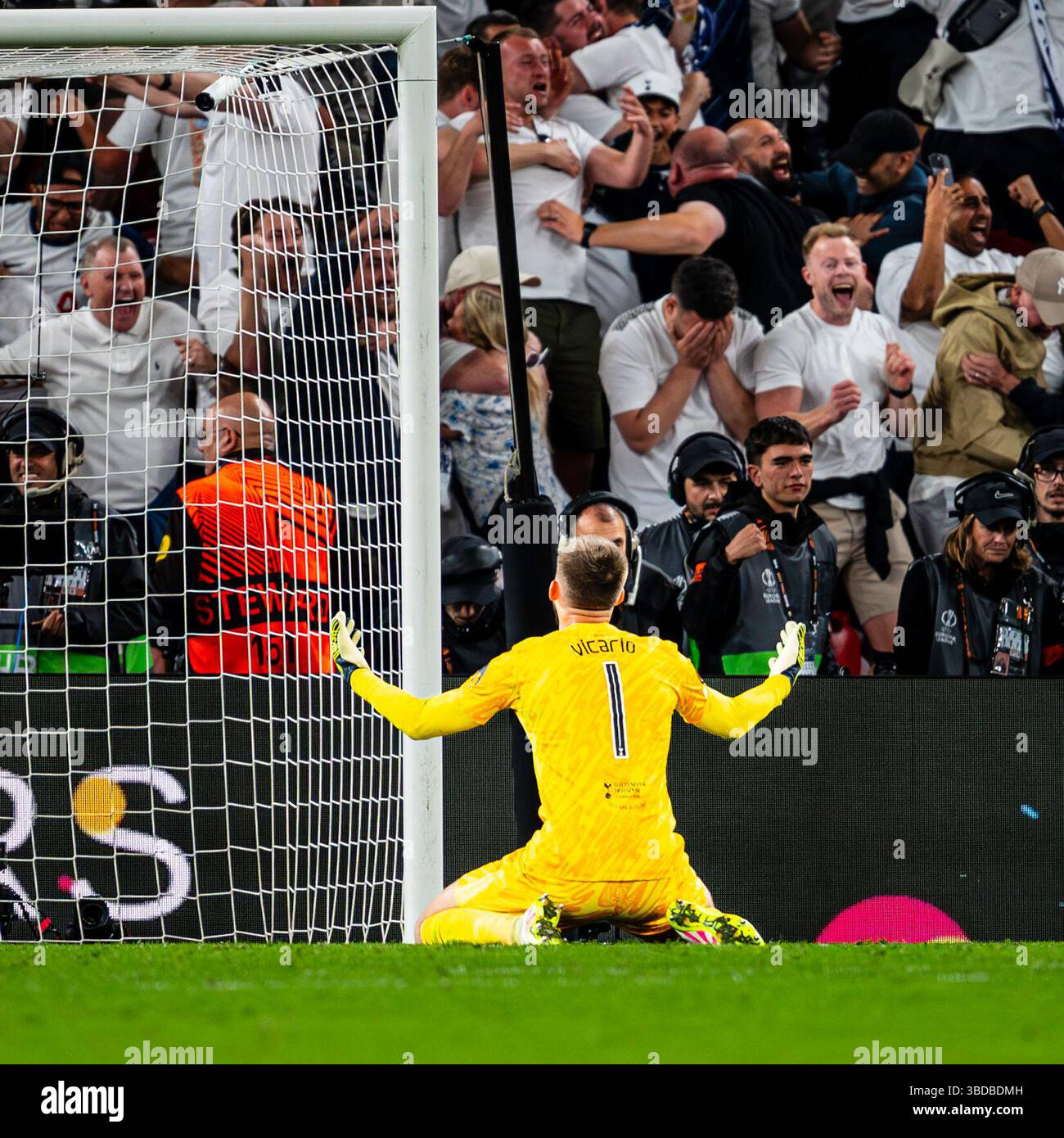 Bilbau, Bilbau, Spagna. 21 maggio 2025. Guglielmo Vicario della squadra Tottenham festeggia la vittoria della finale di Europa League, tra Tottenham e Manchester United, allo Stadio San Mames, 21 maggio 2025 crediti: Nuno Reisinho/ZUMA Press Wire/ZUMA Wire/Alamy Live News Foto Stock