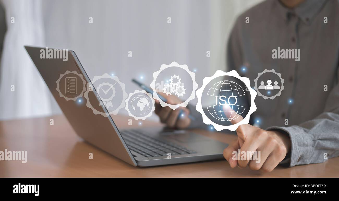 Certificazione e standard certificazione ISO, standard internazionali, concetto di garanzia della qualità Foto Stock