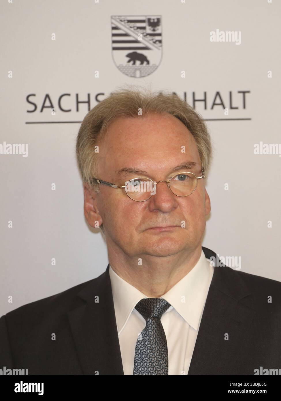 Ministro-presidente della Sassonia-Anhalt Reiner Haseloff (CDU) all'accoglienza dei partecipanti alle Olimpiadi invernali e alle Paralimpiadi invernali 2018 a Magdeburgo Foto Stock
