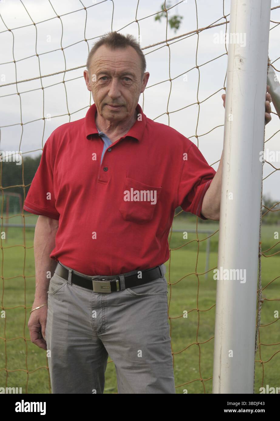 Giocatore di calcio nazionale e leggenda della RDT Joachim Streich al FC Hansa Rostock e 1.FC Magdeburg, calciatore nazionale della RDT e Legend Joachim S. Foto Stock