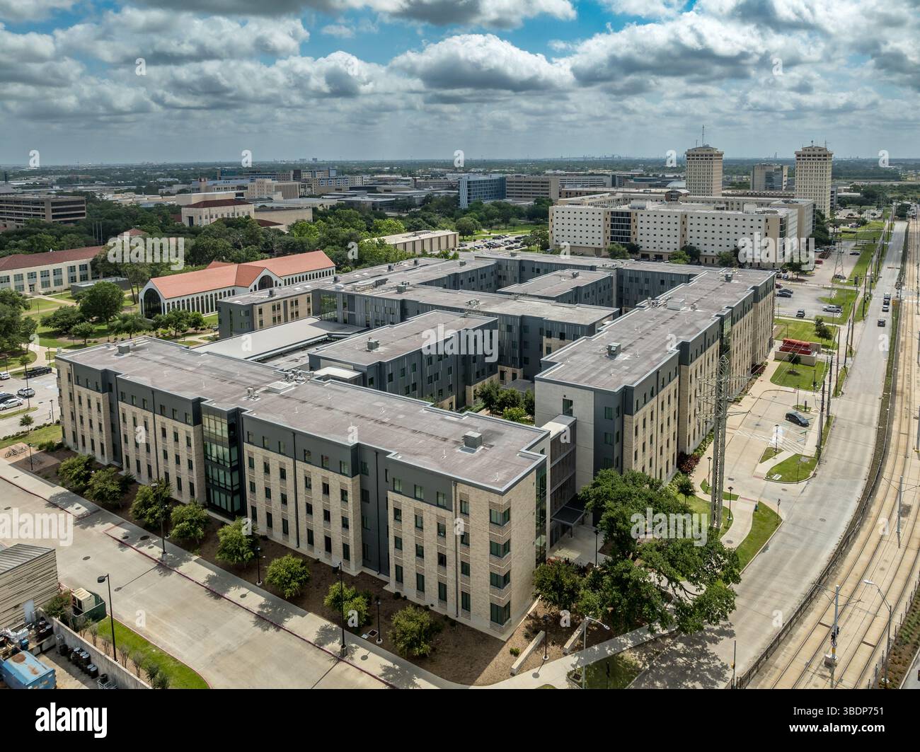 Veduta aerea del villaggio Cougar dell'Università di Houston, Texas, Quad Residence Hall, alloggi per studenti del campus Foto Stock